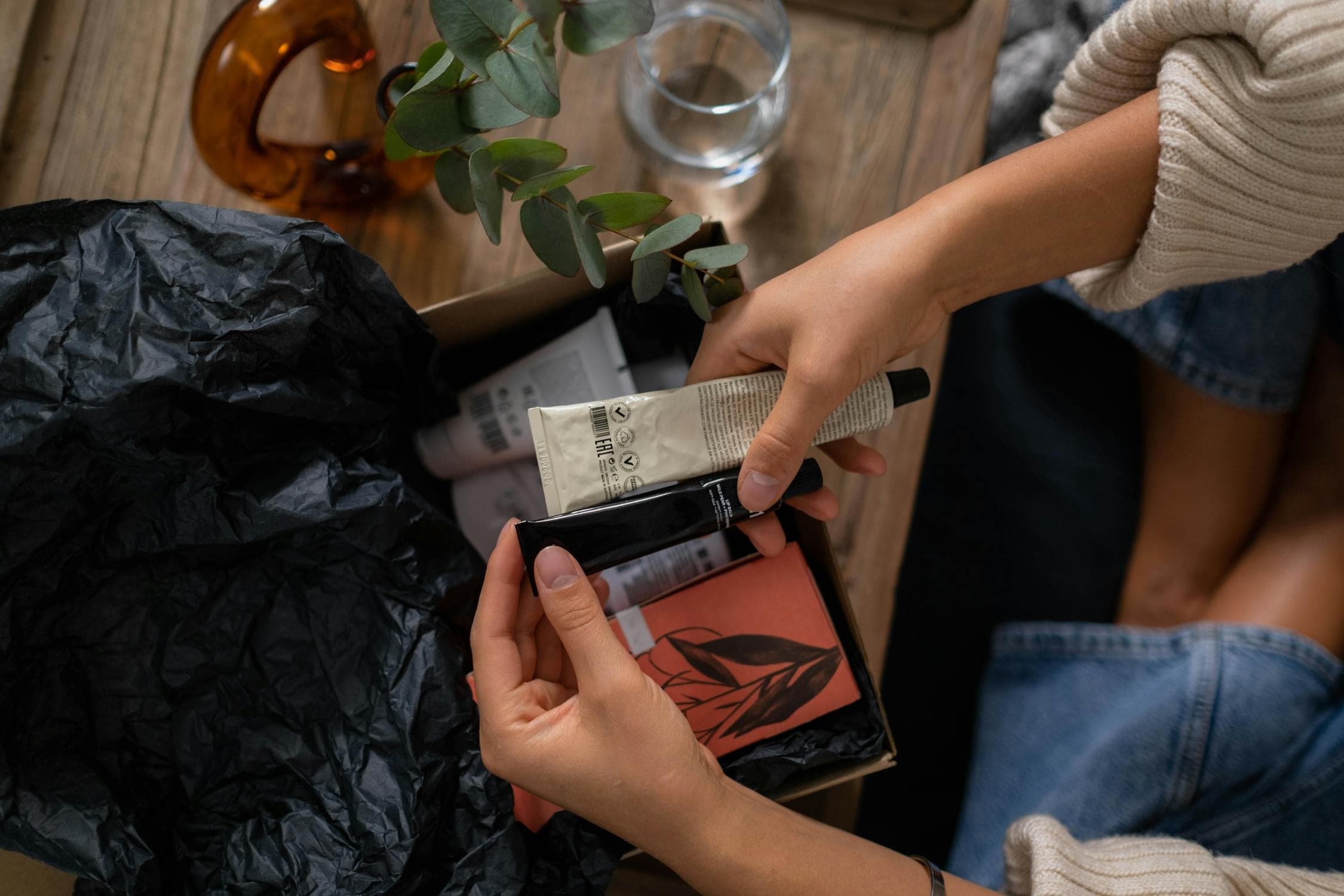 UGC for Subscription Boxes: Content That Keeps Subscribers Sharing (and Staying)